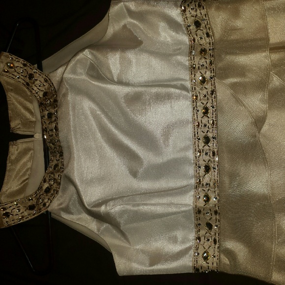 Dress!!! - Picture 3 of 3