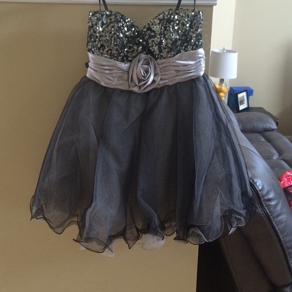 Strapless homecoming dress