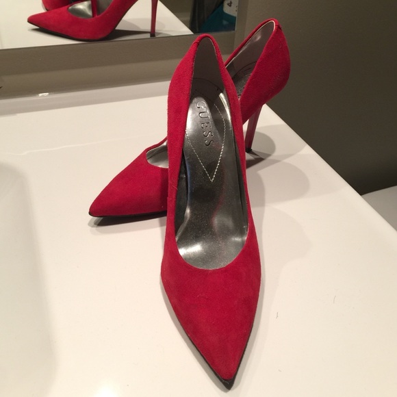 Guess Red Suede heels size 6 1/2M