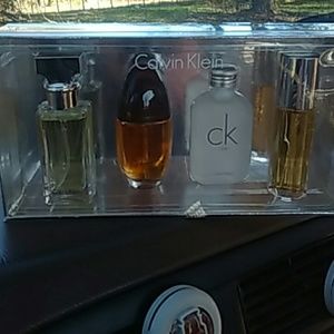 Calvin Klein cologne gift set