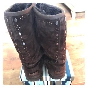Ugg brown leather boots