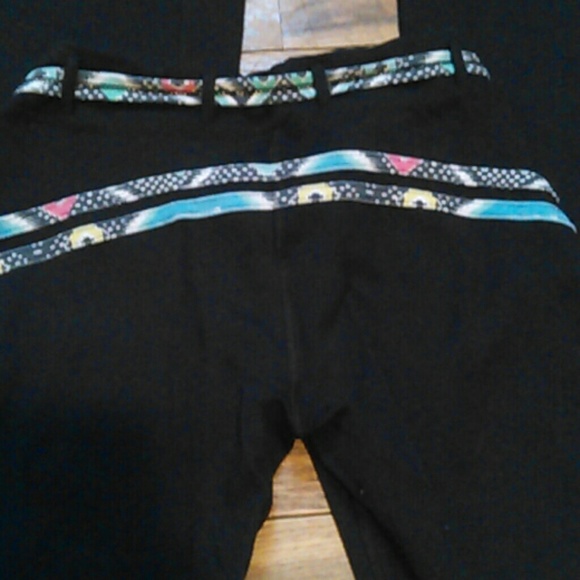 Brazilian, colombiano bundle active pants - Picture 2 of 4