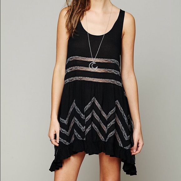 FREE PEOPLE black trapeze slip