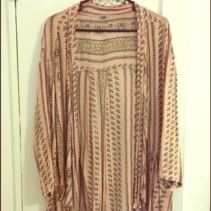 Ecote Pink Flowy Kimono