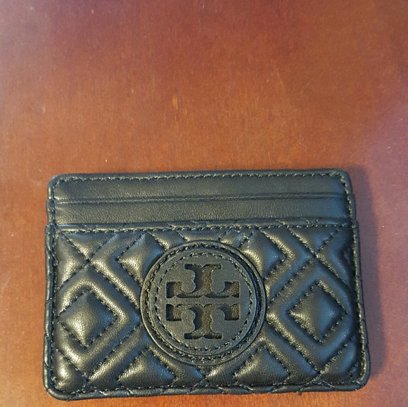 Tory Burch Marion Quilted Slim Card Case