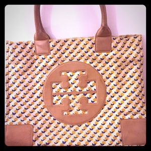 Tory burch material print tote w/leather handles