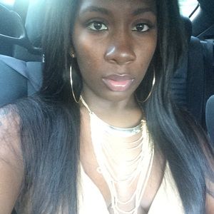 Meet your Posher, Myeisha