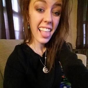 Meet your Posher, Clarissa