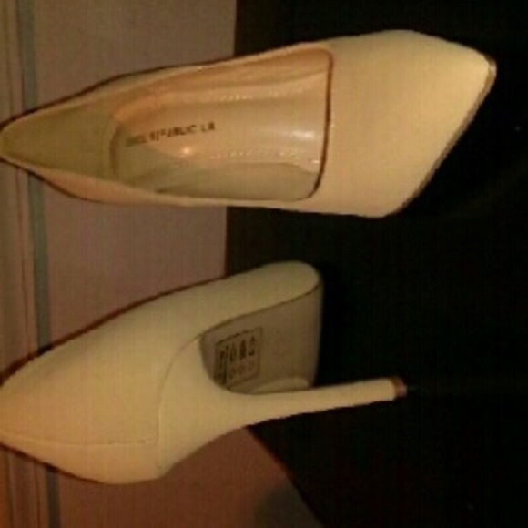 Shoes - Lolashoetique