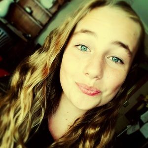 Meet your Posher, Brianna