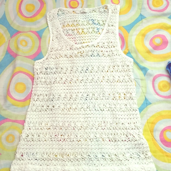 White lace tank top