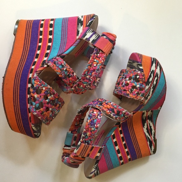 Betsey Johnson colorful wedges - Picture 3 of 4