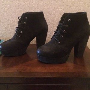 Steve Madden booties