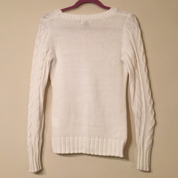 Old Navy Sweaters - Old Navy Cream Cable Knit Sweater Size Small Old Navy Sweaters - Old Navy Cream Cable Knit Sweater Size Small