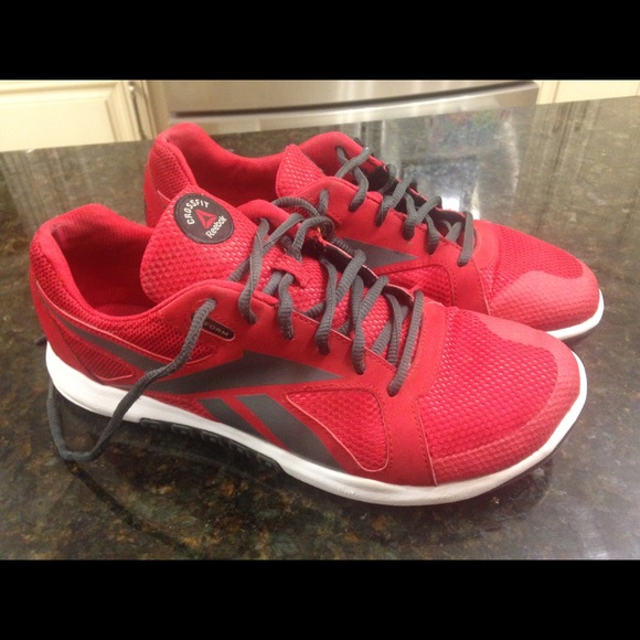 Bundle 2 pair of men's reebok nanos