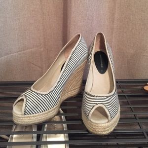 Banana Republic Wedges w/Rope detail