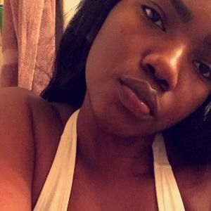 Meet your Posher, Hillary