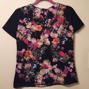 Dorothy Perkins Tops - Dorothy Perkins Black Floral Top Size 4 Dorothy Perkins Tops - Dorothy Perkins Black Floral Top Size 4