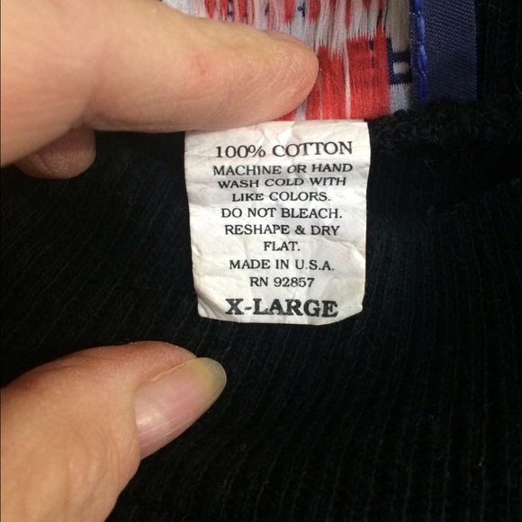 Ladies sleeveless top - Picture 3 of 3