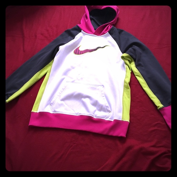 Nike Therma-Fit Hoodie