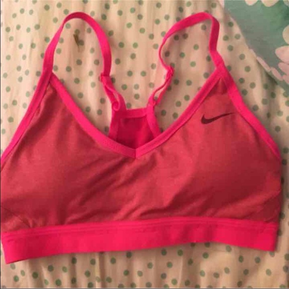 Nike pro sports bra - Picture 1 of 3