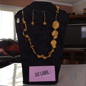 Handmade beaded necklace and earring set