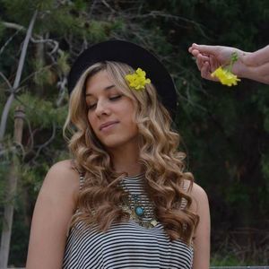 Meet your Posher, Brigette