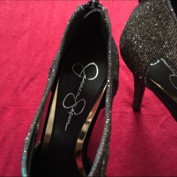 Jessica Simpson Heels - Picture 2 of 3