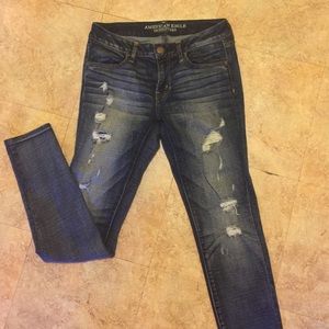 *HOLDING*American Eagle skinny Jeans