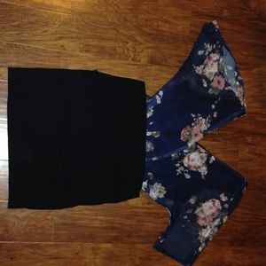 Black pencil skirt 😊