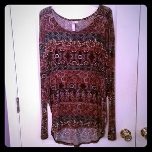 Boutique Paisley top size Medium