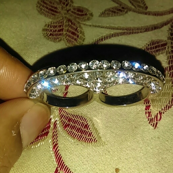 Ring - Picture 2 of 3