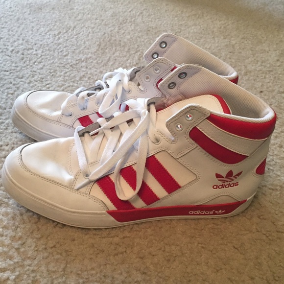 Adidas Black & Red high tops - Picture 2 of 4