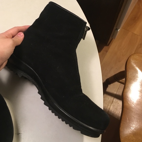 C La Canadienne boots. - Picture 2 of 4