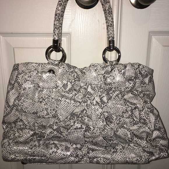 Bebe snake ruffle handbag in great condition! - Picture 2 of 4