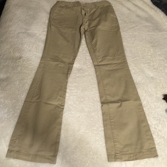 Mossimo Supply Co. Pants - Khaki boot cut pants💎