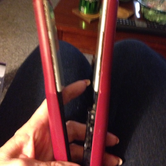 Vidal Sassoon - Picture 2 of 2