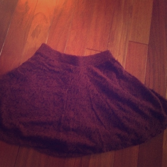 NEW maroon lace slirt