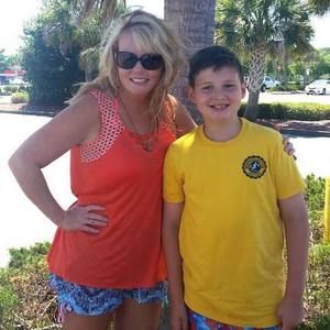 Meet your Posher, Leah