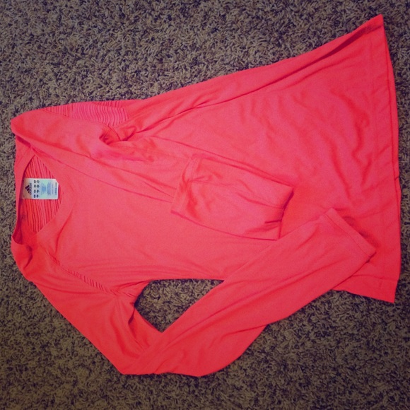 Athletic top