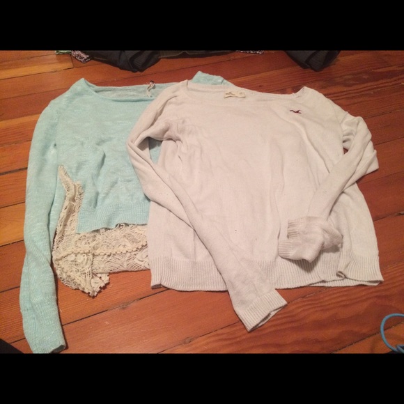 Hollister & Poof shirt bundle size xs & s