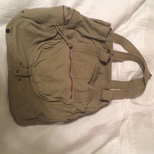 Converse Army tote