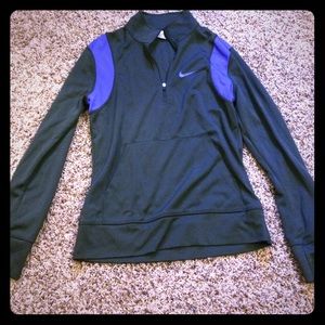 Athletic Nike top