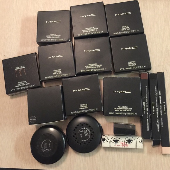 FLASH SALE MAC Bundle PLEASE READ - Picture 2 of 4