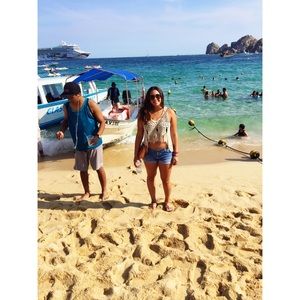 Meet your Posher, Taylor