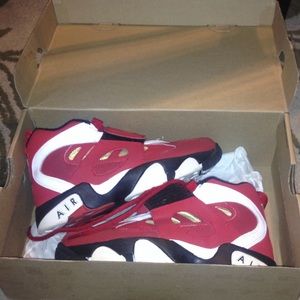 Diamond Turfs (Red)