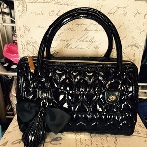 Betsey Johnson Bags - Betsey Johnson heart quilted purse Betsey Johnson Bags - Betsey Johnson heart quilted purse