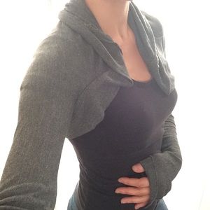 Need to Make: More Grey Jersey Hoodie Shrugs