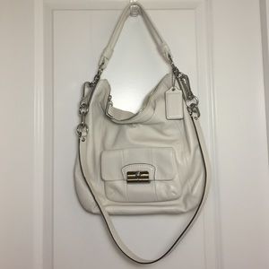 💕 Coach Kristin Hobo 💕