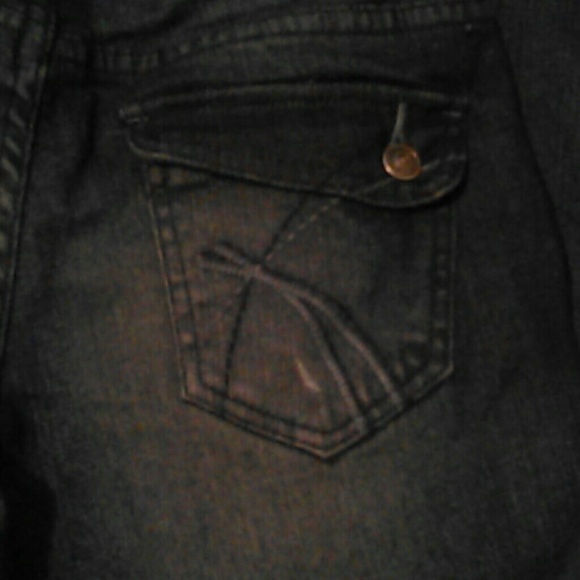 Jeans - Picture 2 of 3
